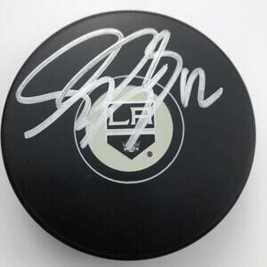 Autographed SIMON GAGNE Signed LA Kings Hockey Puck